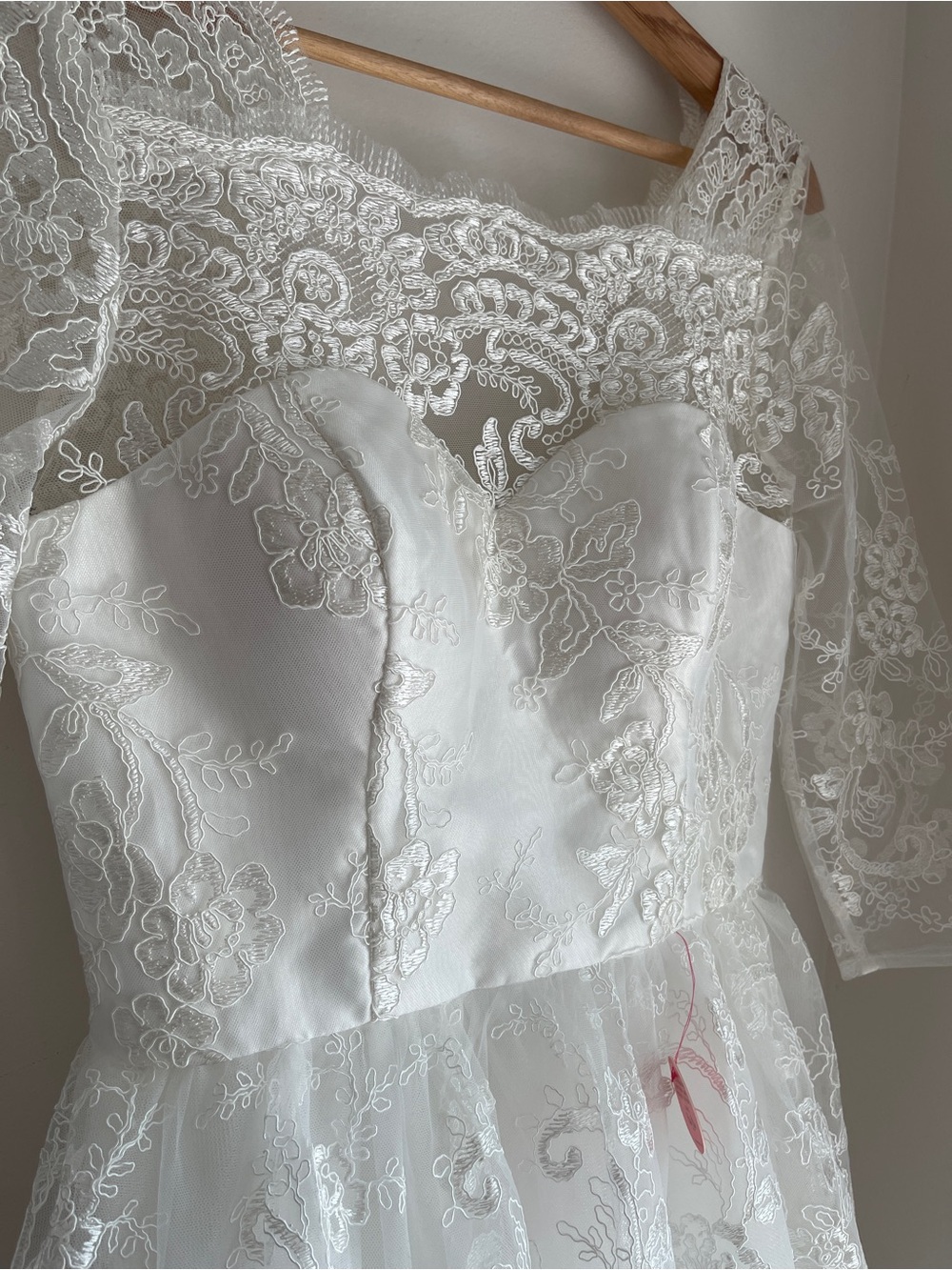 Bridal Sweetheart Neckline Woven Floral Embroidery Tea-Length Wedding Midi Dress - Picture 9 of 16